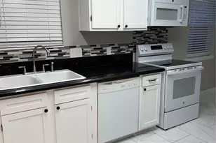 5030 Valleyview Dr, La Porte, TX 77571 - Photo 21