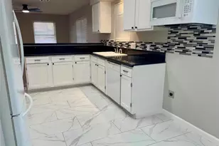 5030 Valleyview Dr, La Porte, TX 77571 - Photo 9