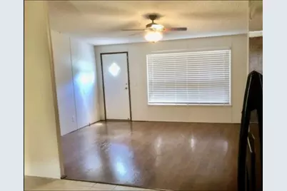 2107 Smith Street, Waller, TX 77484 - Photo 3