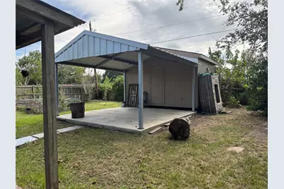 304 Brigadoon Lane, Friendswood, TX 77546 - Photo 11