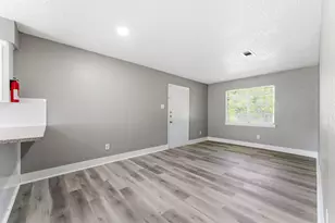 16957 Rabon Chapel Rd, Montgomery, TX 77316 - Photo 5