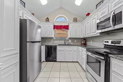 3735 Pine Cone Trail, Pasadena, TX 77505 - Photo 13