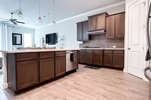 3904 Centre Plains Way, Houston, TX 77043 - Photo 9
