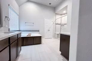3904 Centre Plains Way, Houston, TX 77043 - Photo 19