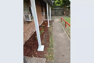 4716 Carmen Street, Houston, TX 77033 - Photo 11