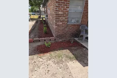 4716 Carmen Street, Houston, TX 77033 - Photo 9