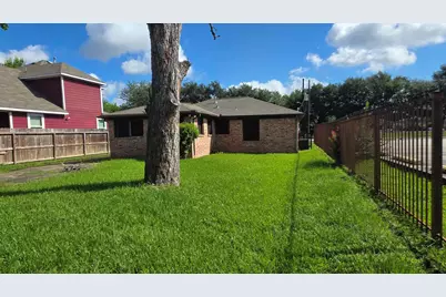 4532 Briscoe Street, Houston, TX 77051 - Photo 3