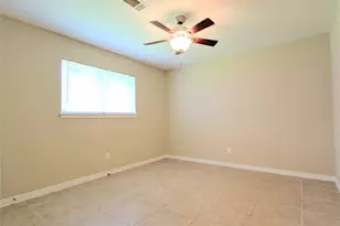 10962 Buffum St, Houston, TX 77051 - Photo 7