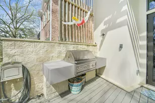 15 Hudson Cir, Houston, TX 77024 - Photo 43