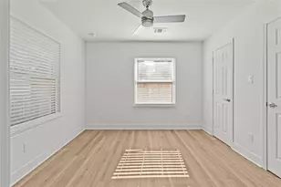 2201 Meadow Ln, La Marque, TX 77568 - Photo 13