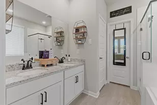 25486 Blossom Ct, Montgomery, TX 77316 - Photo 9