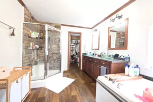 21683 White Oak Dr, Conroe, TX 77306 - Photo 9