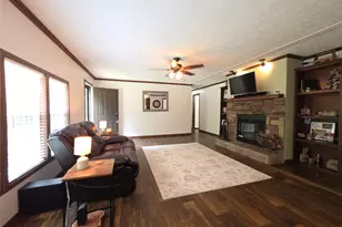 21683 White Oak Dr, Conroe, TX 77306 - Photo 7