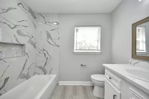 9238 Klondike St, Houston, TX 77075 - Photo 31