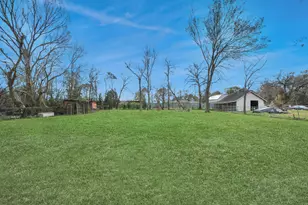 9238 Klondike St, Houston, TX 77075 - Photo 43