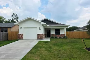 11811 Roandale Dr, Houston, TX 77048 - Photo 1