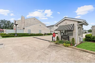 286 Wilcrest Drive #286, Houston, TX 77042 - Photo 21
