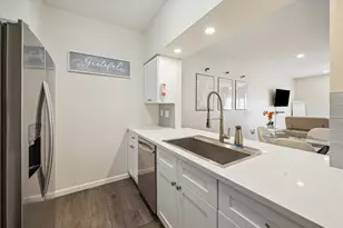 286 Wilcrest Dr, Houston, TX 77042 - Photo 3