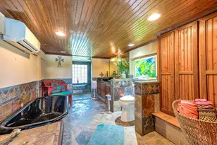 325 Palm Dr, Liverpool, TX 77577 - Photo 9