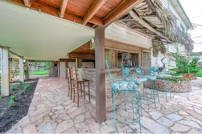 325 Palm Drive, Liverpool, TX 77577 - Photo 5