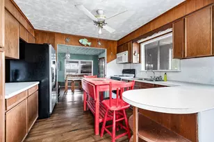 325 Palm Dr, Liverpool, TX 77577 - Photo 25