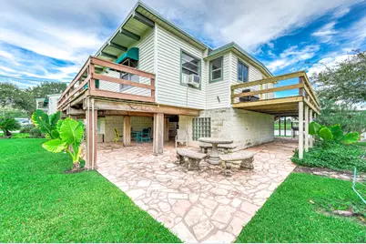 325 Palm Drive, Liverpool, TX 77577 - Photo 3