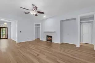 42 Silver Lute Pl, The Woodlands, TX 77381 - Photo 11