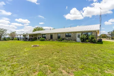 369 Sakewitz, Comfort, TX 78013 - Photo 15