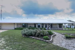 369 Sakewitz, Comfort, TX 78013 - Photo 19