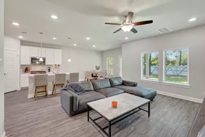 17104 Coneflower Pl, Conroe, TX 77385 - Photo 11