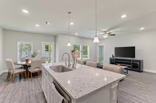 17104 Coneflower Pl, Conroe, TX 77385 - Photo 9