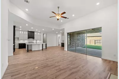 18935 Wild Thornberry Drive, Tomball, TX 77377 - Photo 17