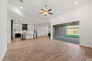 18935 Wild Thornberry Dr, Tomball, TX 77377 - Photo 17