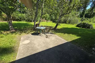 65 Paisano Ln, Huntsville, TX 77340 - Photo 13
