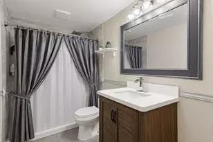 8619 Ardley Cir, Houston, TX 77088 - Photo 11