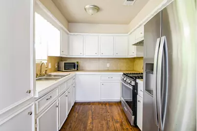 3210 Ridgefield Road, La Porte, TX 77571 - Photo 7