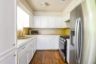 3210 Ridgefield Rd, La Porte, TX 77571 - Photo 7