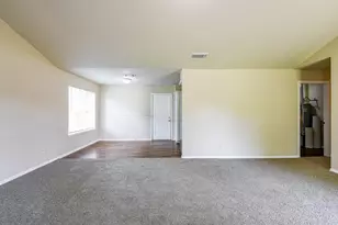 3210 Ridgefield Rd, La Porte, TX 77571 - Photo 5