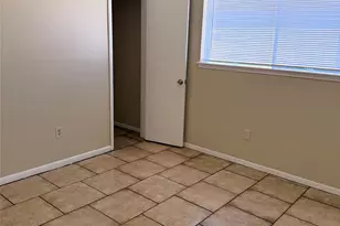 6610 Addicks Clodine Rd, Houston, TX 77083 - Photo 23
