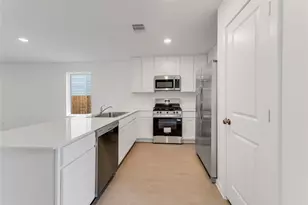 207 Farray Forest Ln, Magnolia, TX 77354 - Photo 11