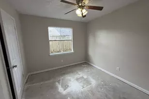 16528 Monte Carlo Ln, Houston, TX 77053 - Photo 11