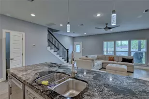 8419 Observatory St, Houston, TX 77088 - Photo 13