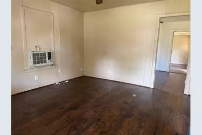 606 E 42nd Street, Houston, TX 77022 - Photo 11