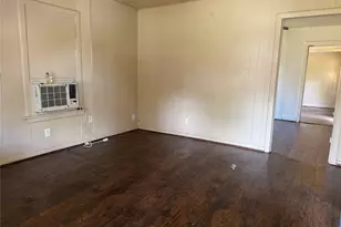 606 E 42nd St, Houston, TX 77022 - Photo 11