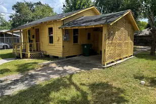606 E 42nd St, Houston, TX 77022 - Photo 3