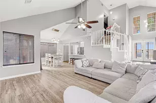 16306 St Helena Way, Houston, TX 77053 - Photo 7