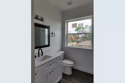 2615 Campbell Street, Houston, TX 77026 - Photo 9