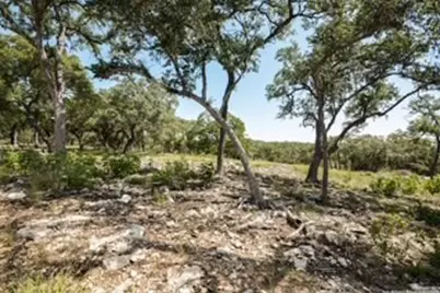 2081 Passare, New Braunfels, TX 78132 - Photo 3