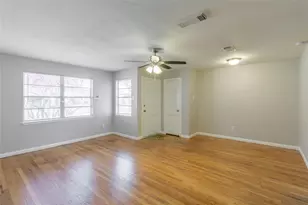 313 Evans St, Angleton, TX 77515 - Photo 5