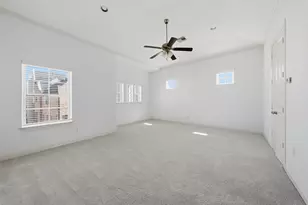 2027 Fannin Station, Houston, TX 77045 - Photo 19